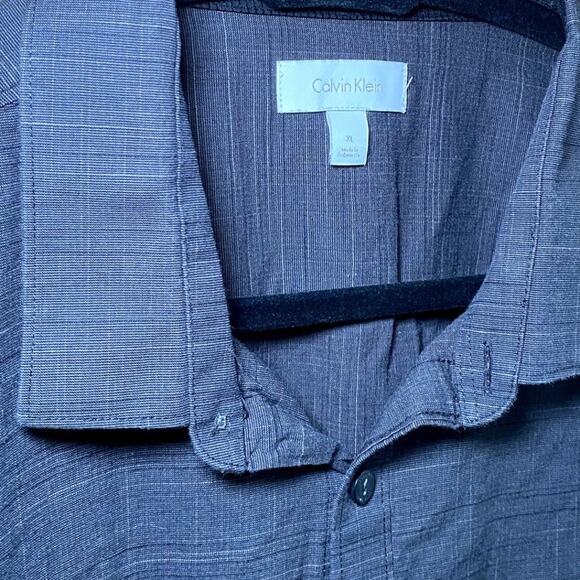 Calvin Klein Men's Grey Dress Shirt - Excellent Condition - Picture 4 of 15